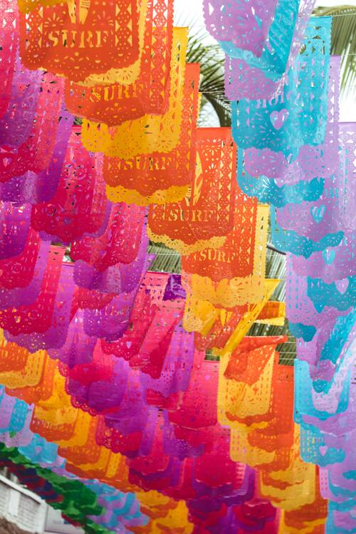 Sayulita flags - featured
