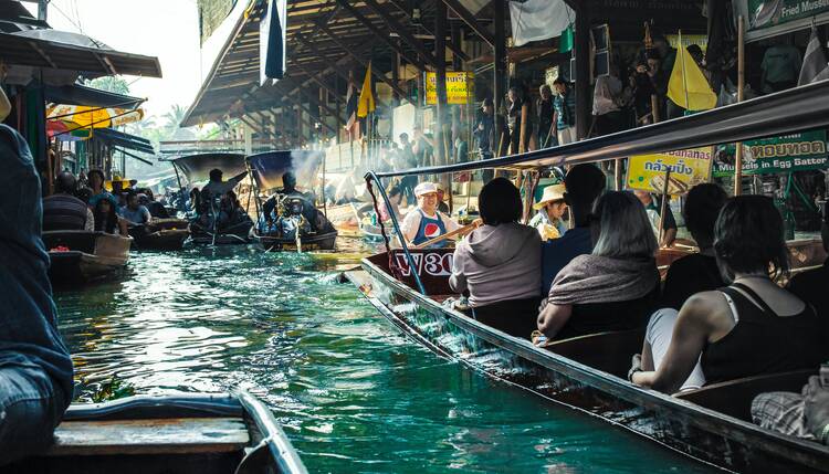 damnoen floating market