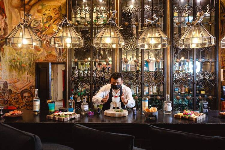 Hacienda El Santuario’s La Sanmigueleda Bar 