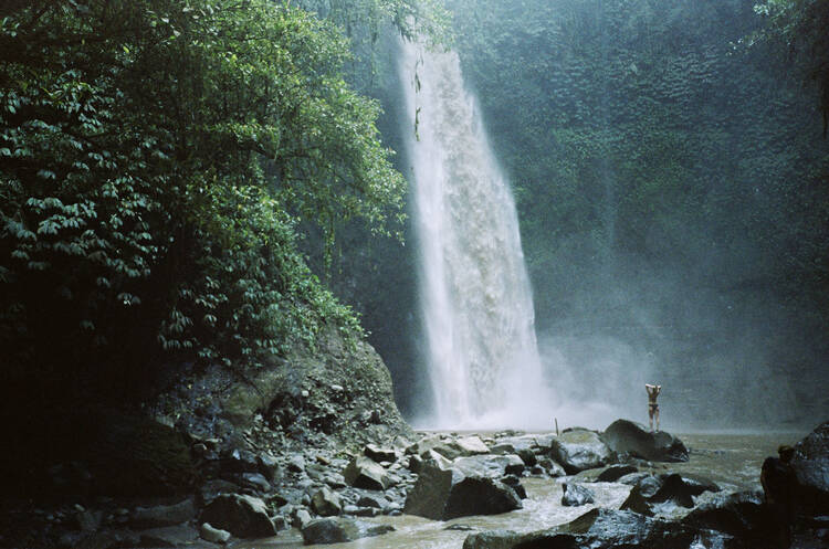 Taman Beji Griya Waterfall