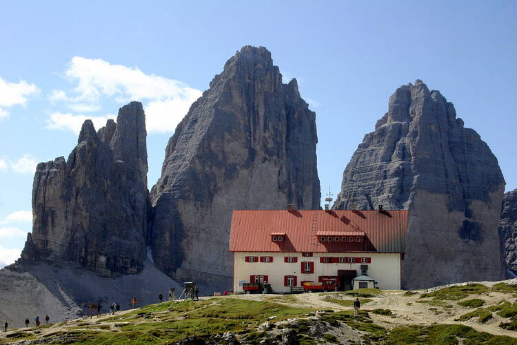 refugio auronzo tre cime dolomites
