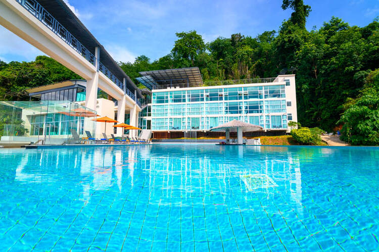 Hilltop Wellness Resort