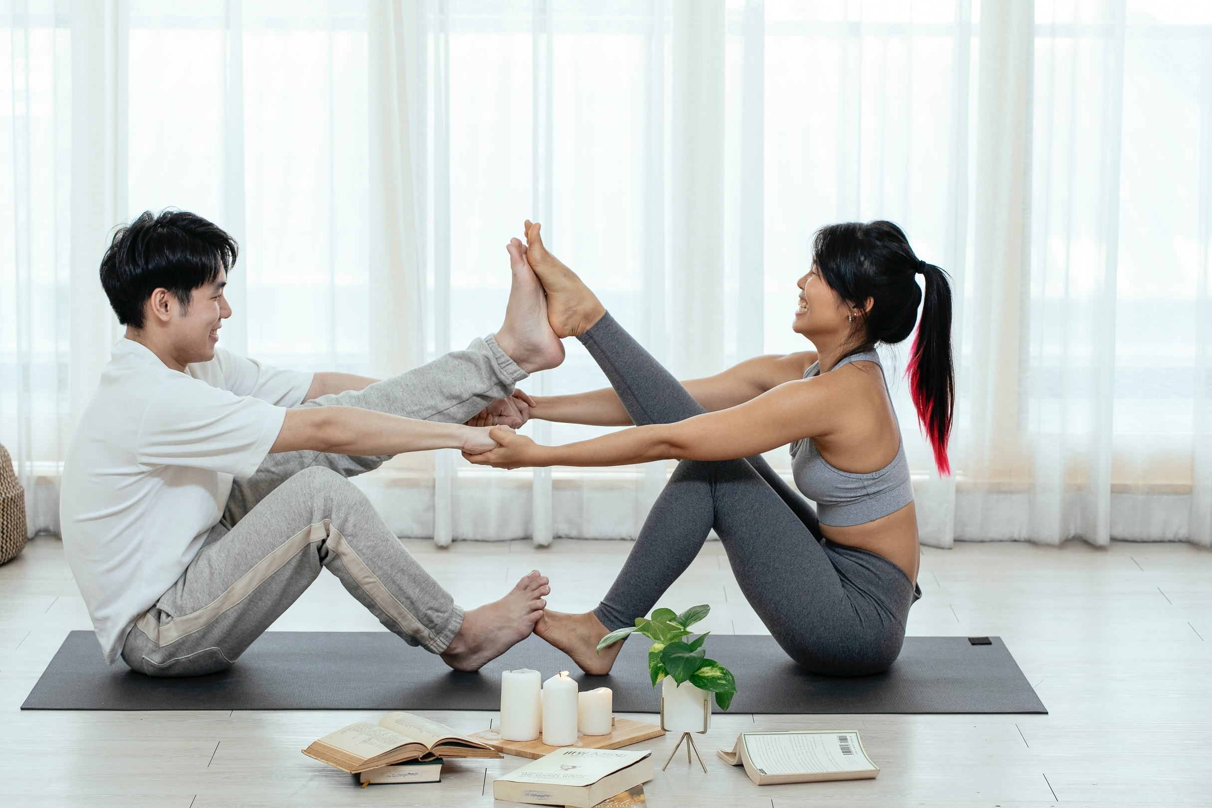 partner yoga – martinis and mantras