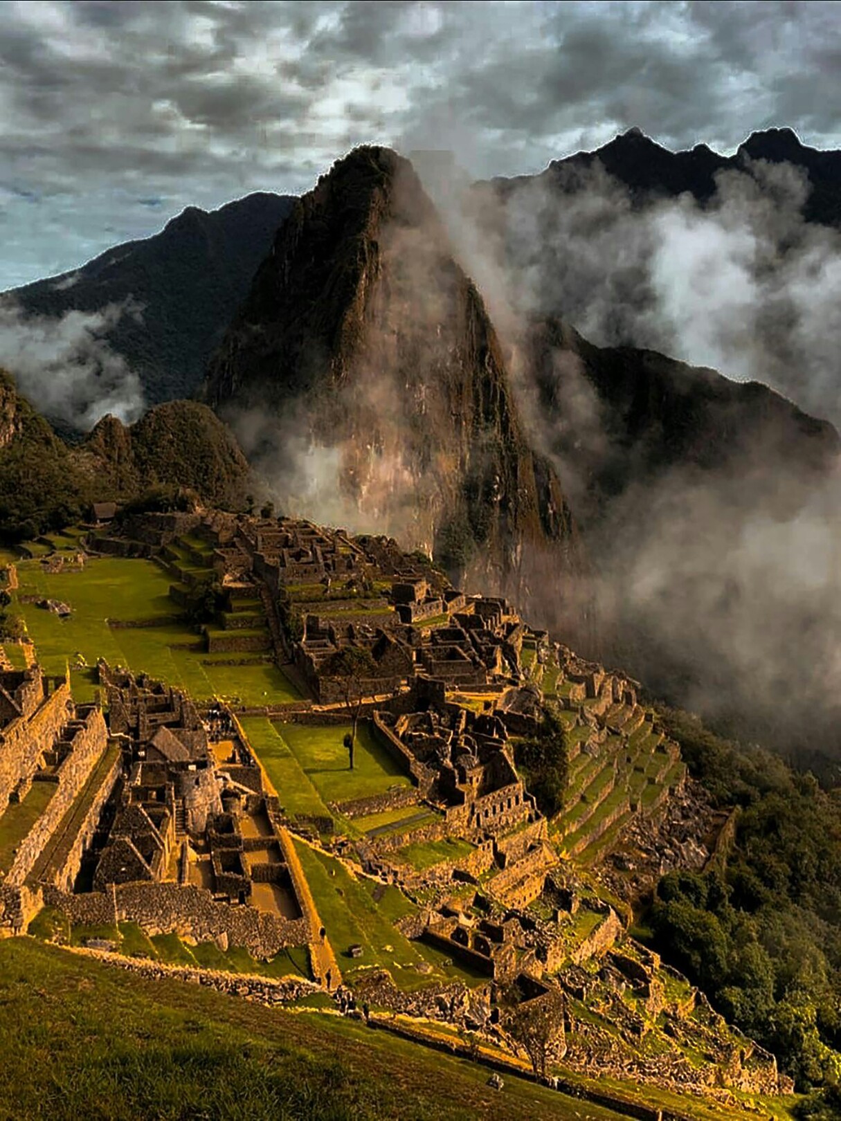 Machu Picchu morning view Peru feature