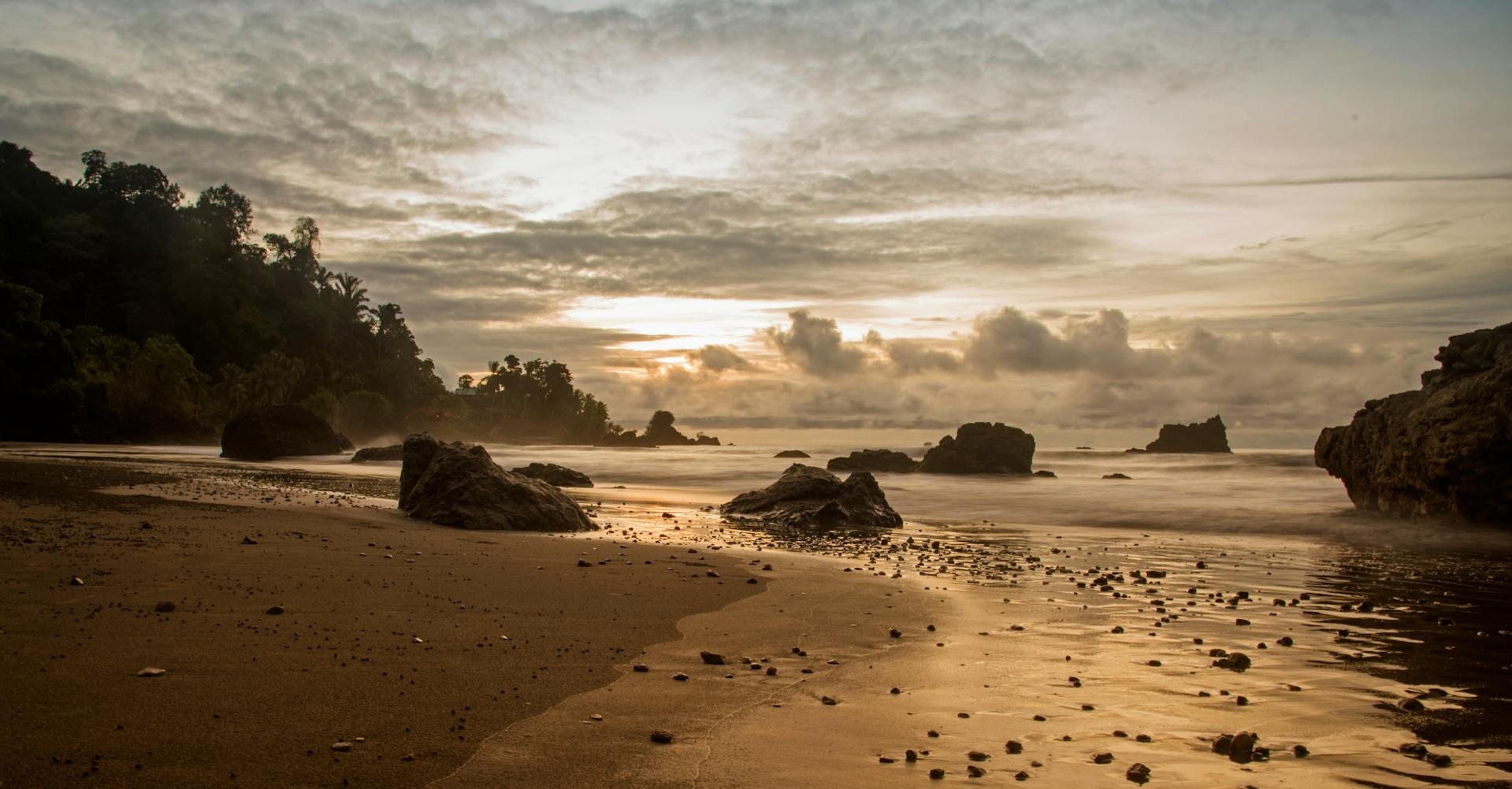 Nuquí, Colombia beach feature