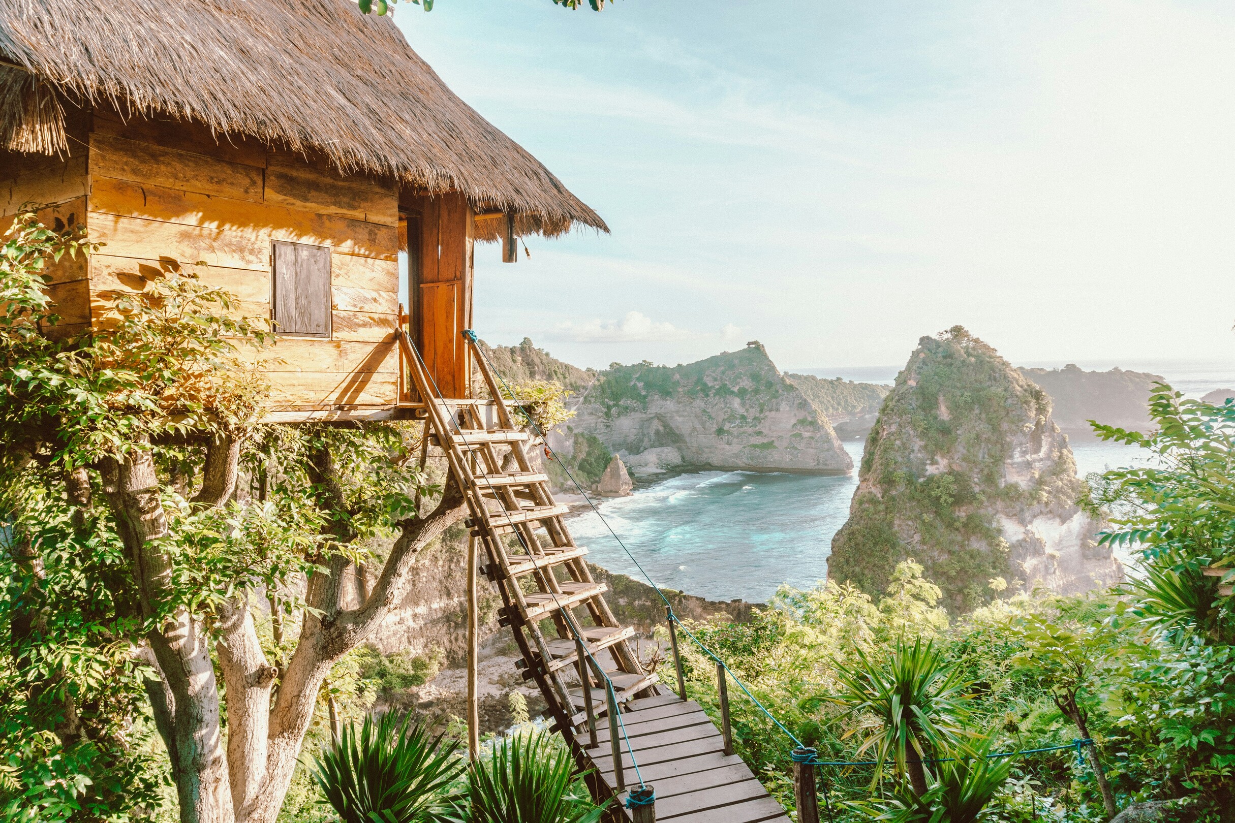 Nusa Penida treehouse - featured