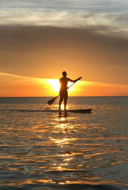 Stand-up paddle board