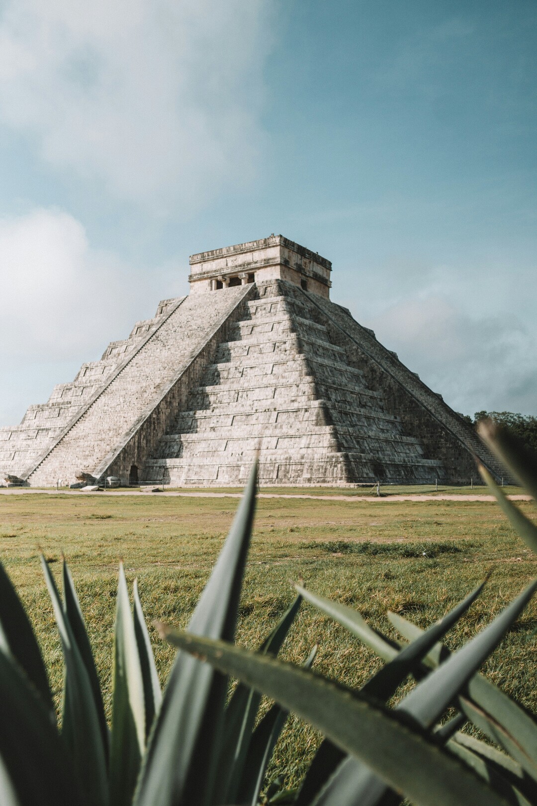 Chicen Itza in Mexico feature