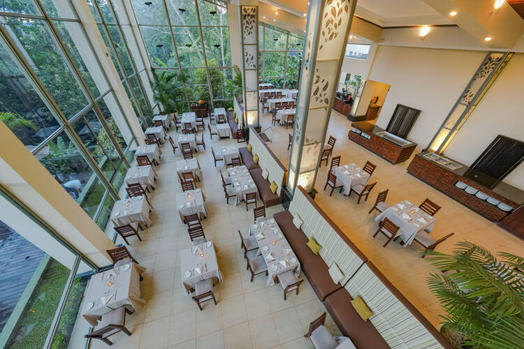 Hotel Lomas del Volcan