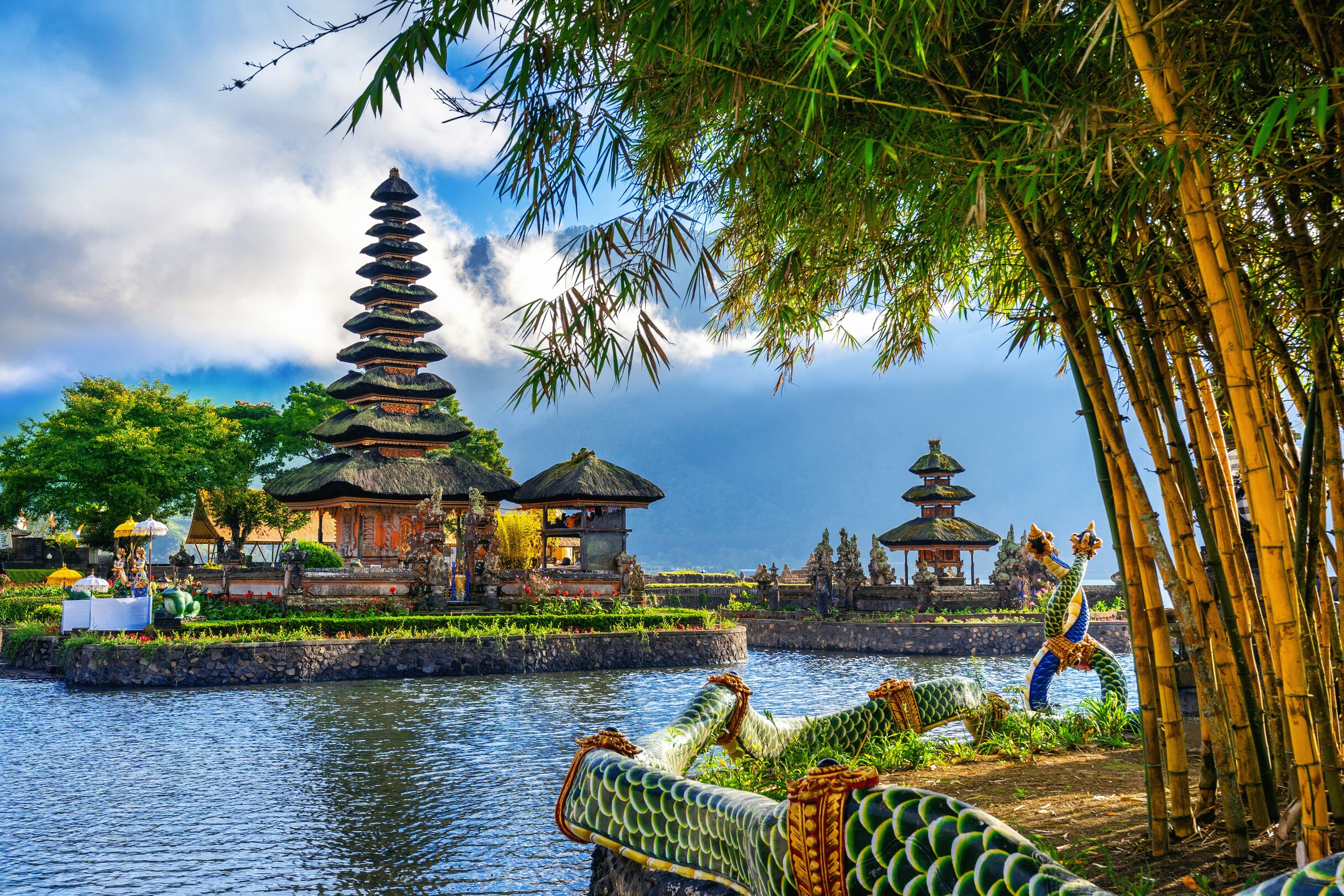 Bali temple with details - featured