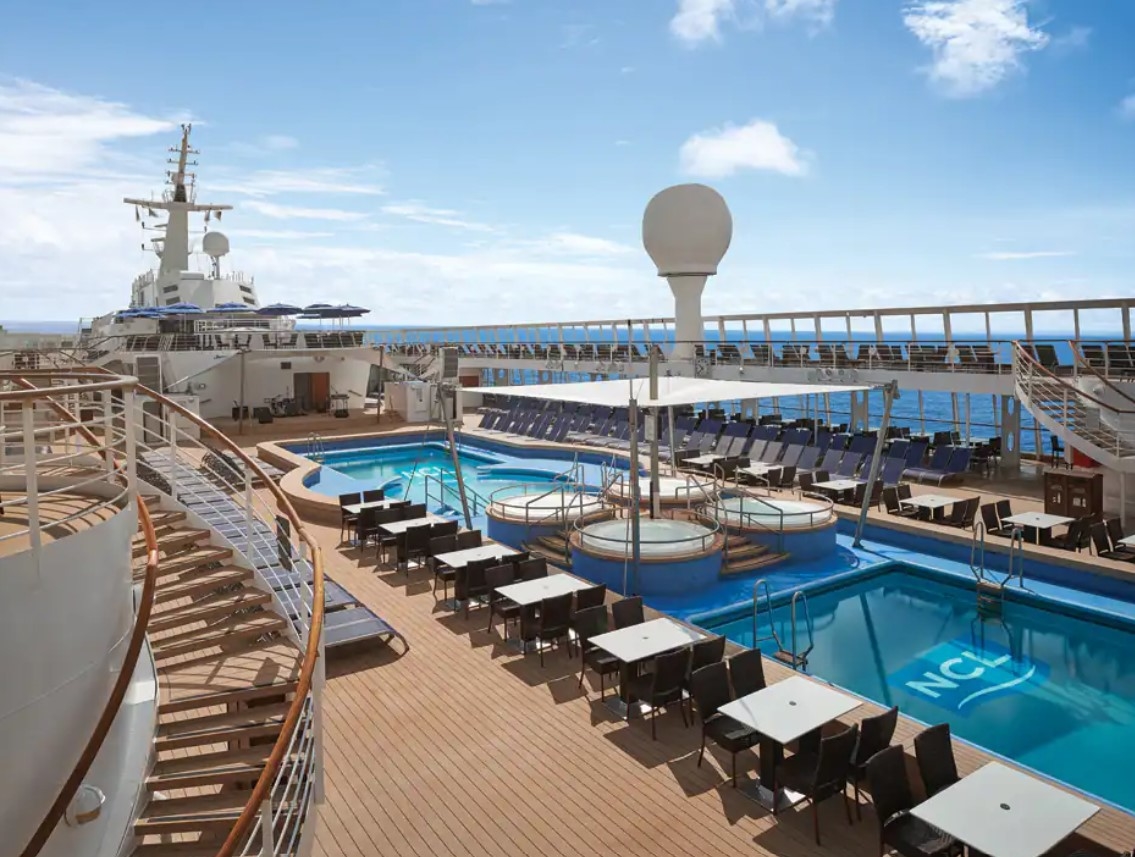 Pool on the Norwegian Cruise Line