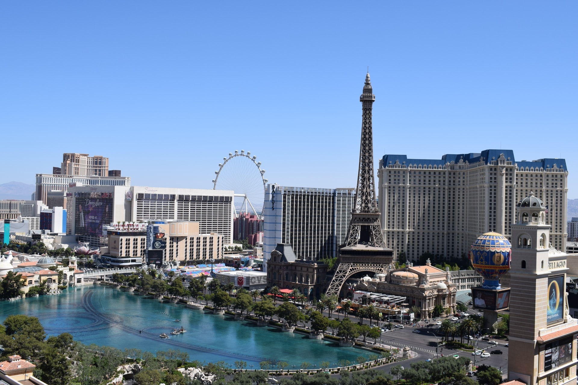 The Las Vegas Experience: Museums, Adventure & Nightlife