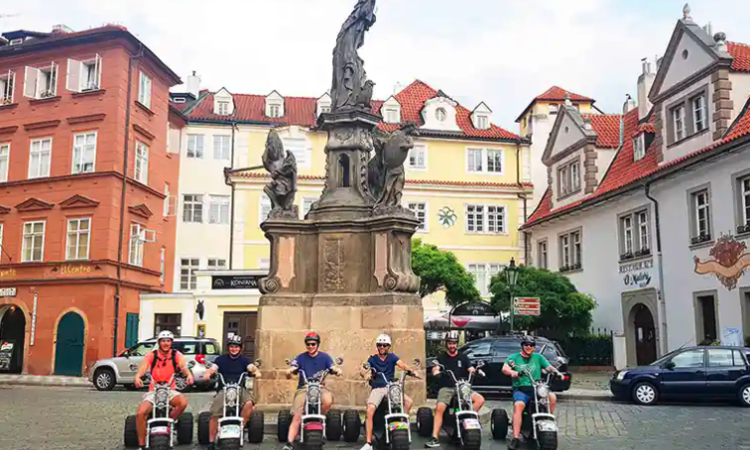 Harley-style motor tricycle tour