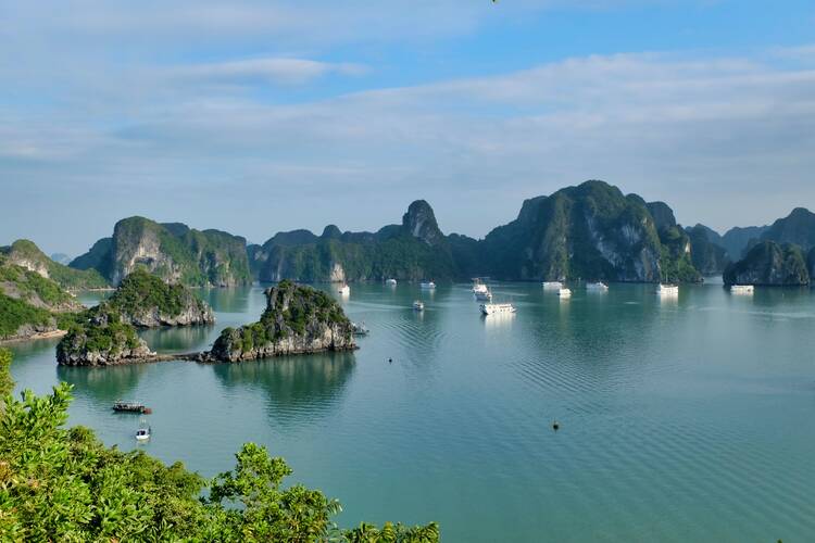 Halong Bay Cruise