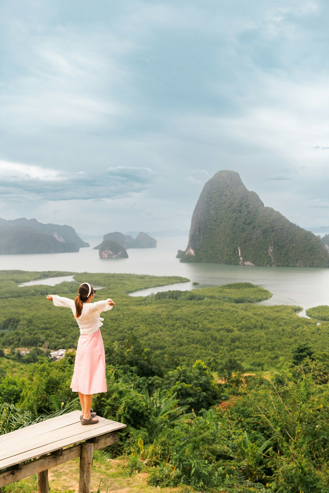 Phang Nga - woman