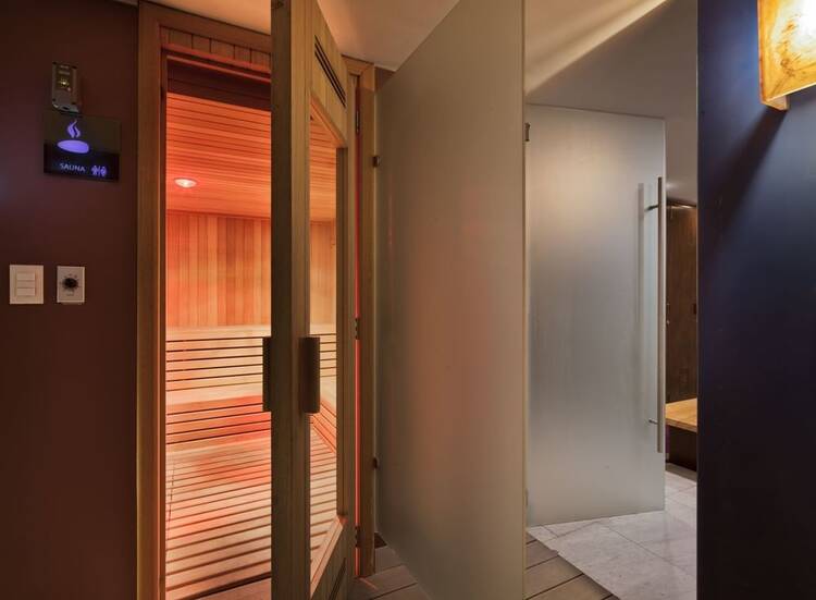 Las Suites Campos Eliseos