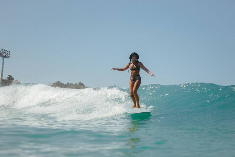 Seminyak Surfing