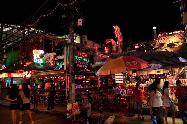 phuket nightlife