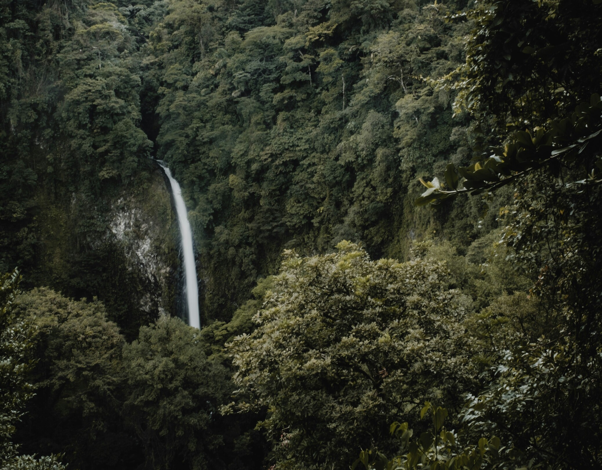 La Fortuna waterfall view Costa Rica feature