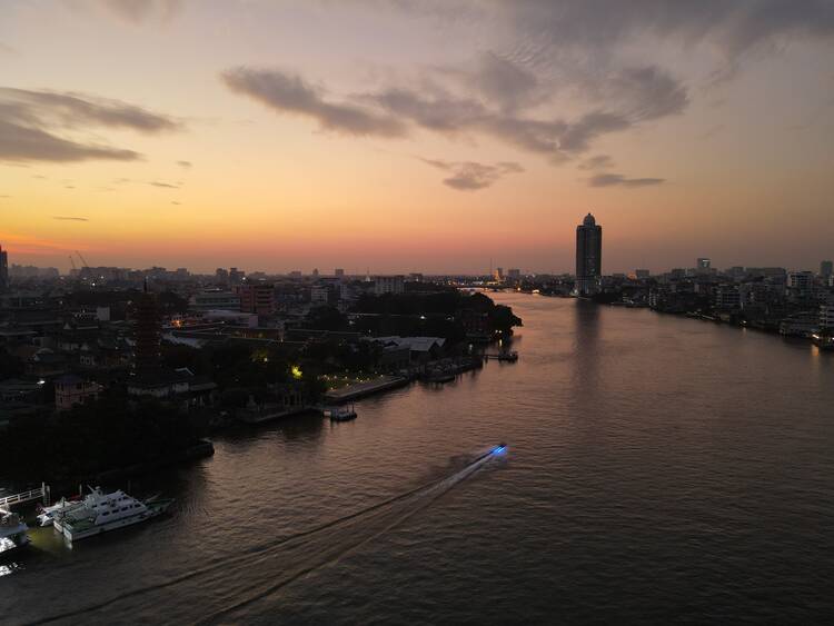 chao praya sunset