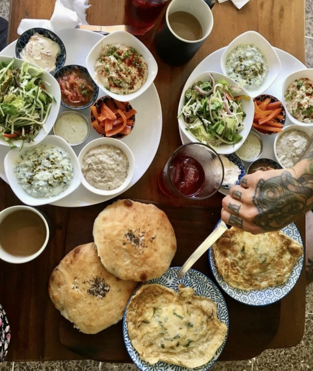 Aves Hotel & Resort - Puggo's Restaurant