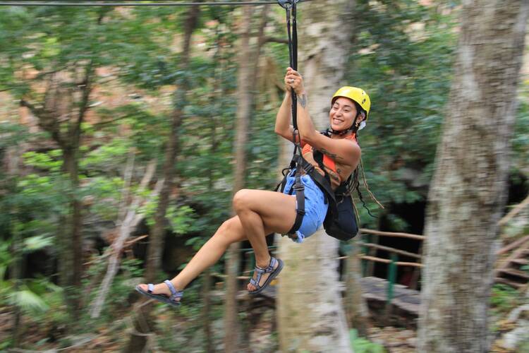 Cruz Zipline