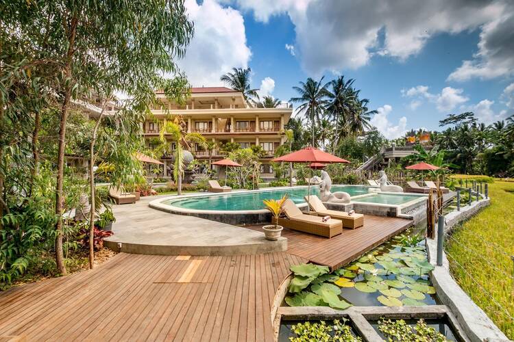 Om Ham Retreat & Resort