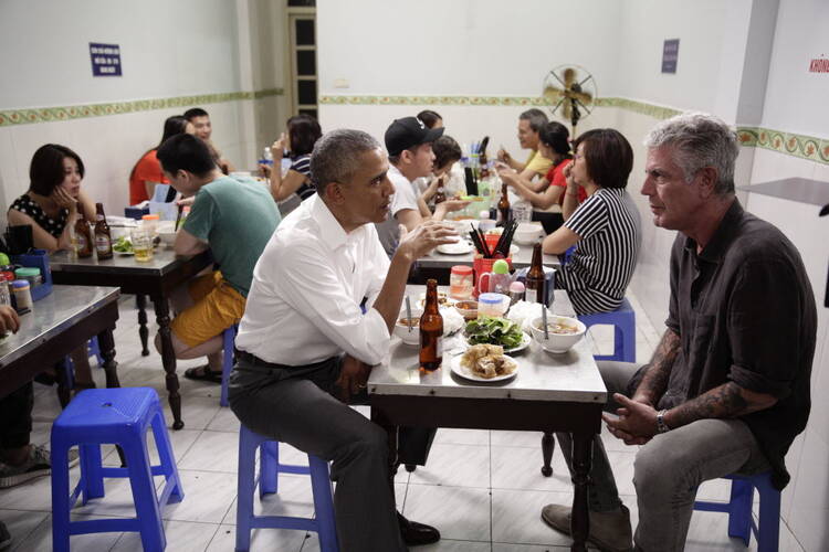 Obama and Bourdain eating in Vietnam