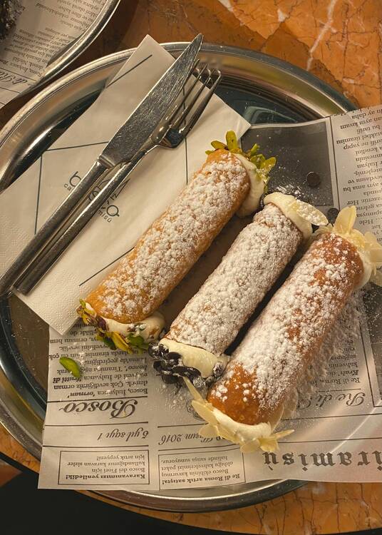 Cannolis