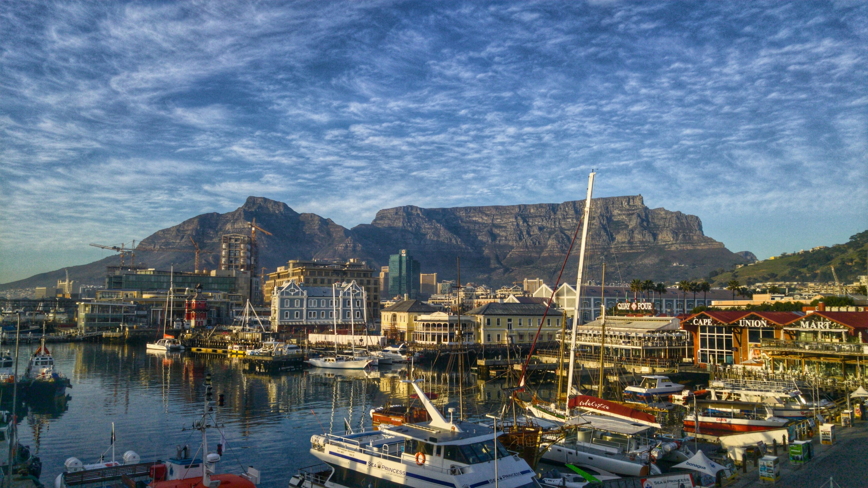 Cape Town V&A Waterfront - featured