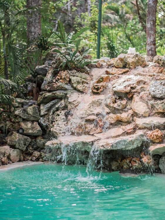 Pepem Eco Luxury Hotel