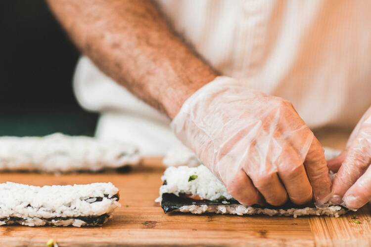 Sushi making class