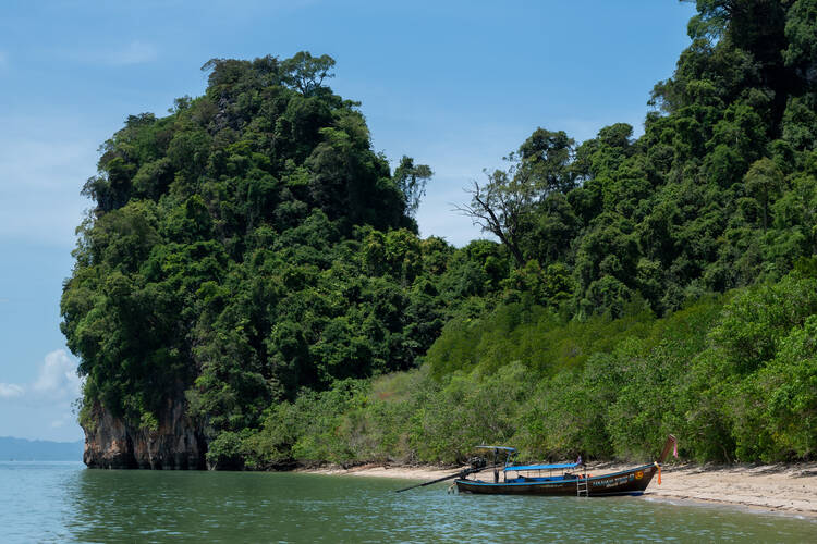 Photo by Kolin, Phang Nga Bay longtailed boat