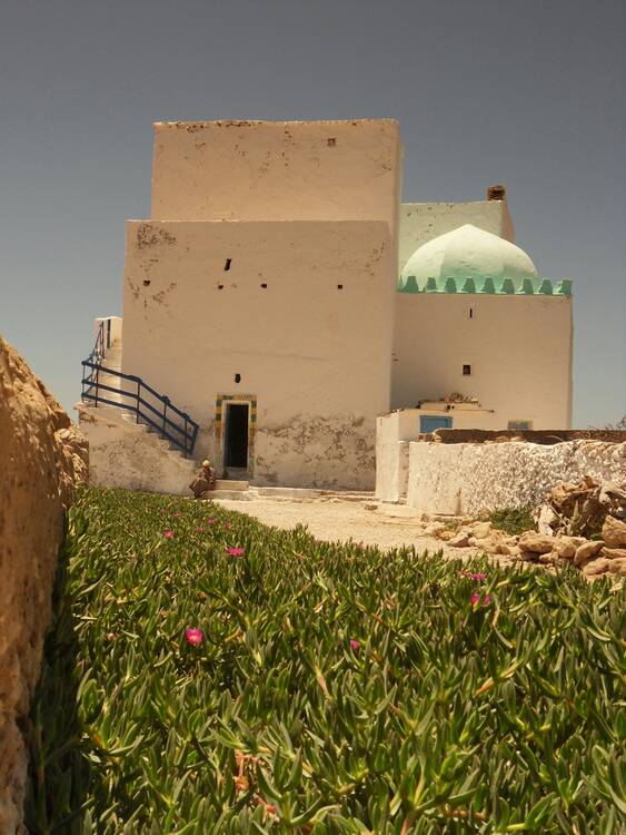 Sidi Kaouki building - featured
