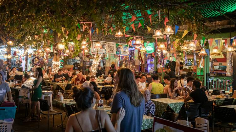 Open air restaurant - Bangkok