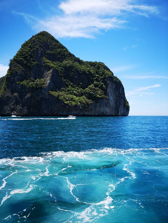 Phi Phi Islands - featured