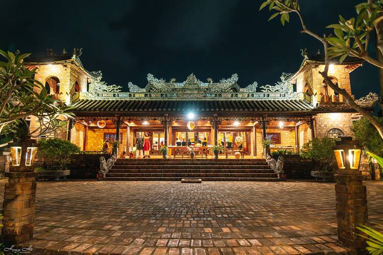 Ben Xuan Garden House Theatre