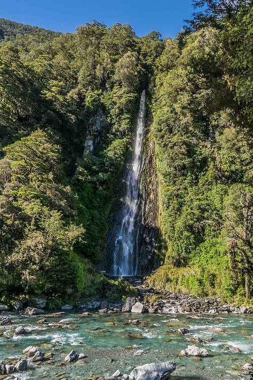 Thunder Creek Falls