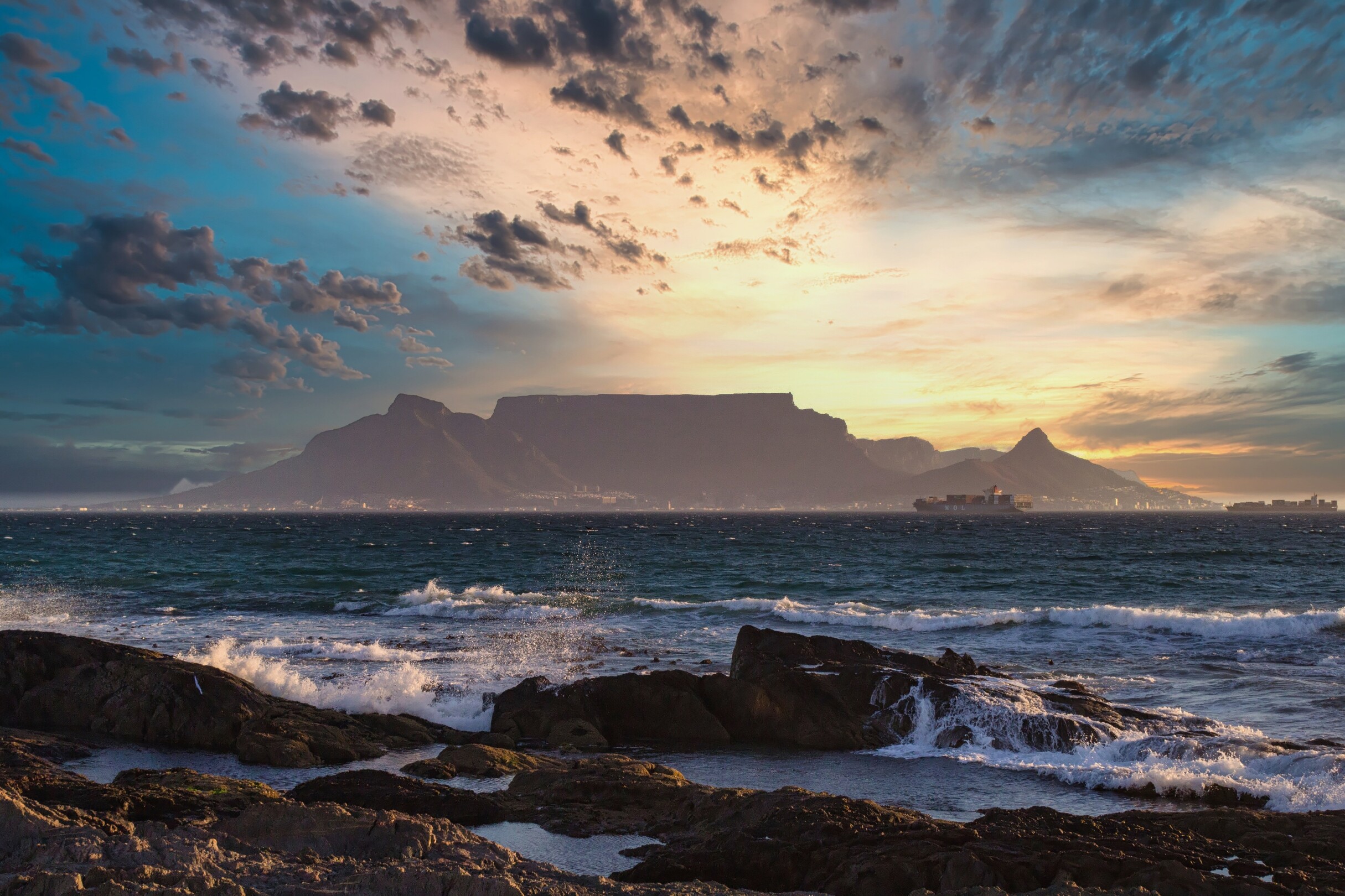 Table Mountain, Cape Town - featured