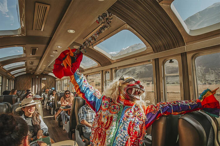 PeruRail Vistadome - featured