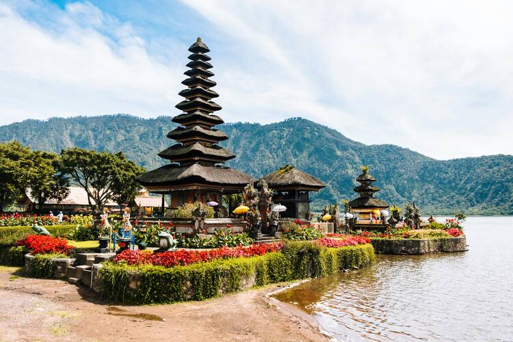 Ulun Danu Temple
