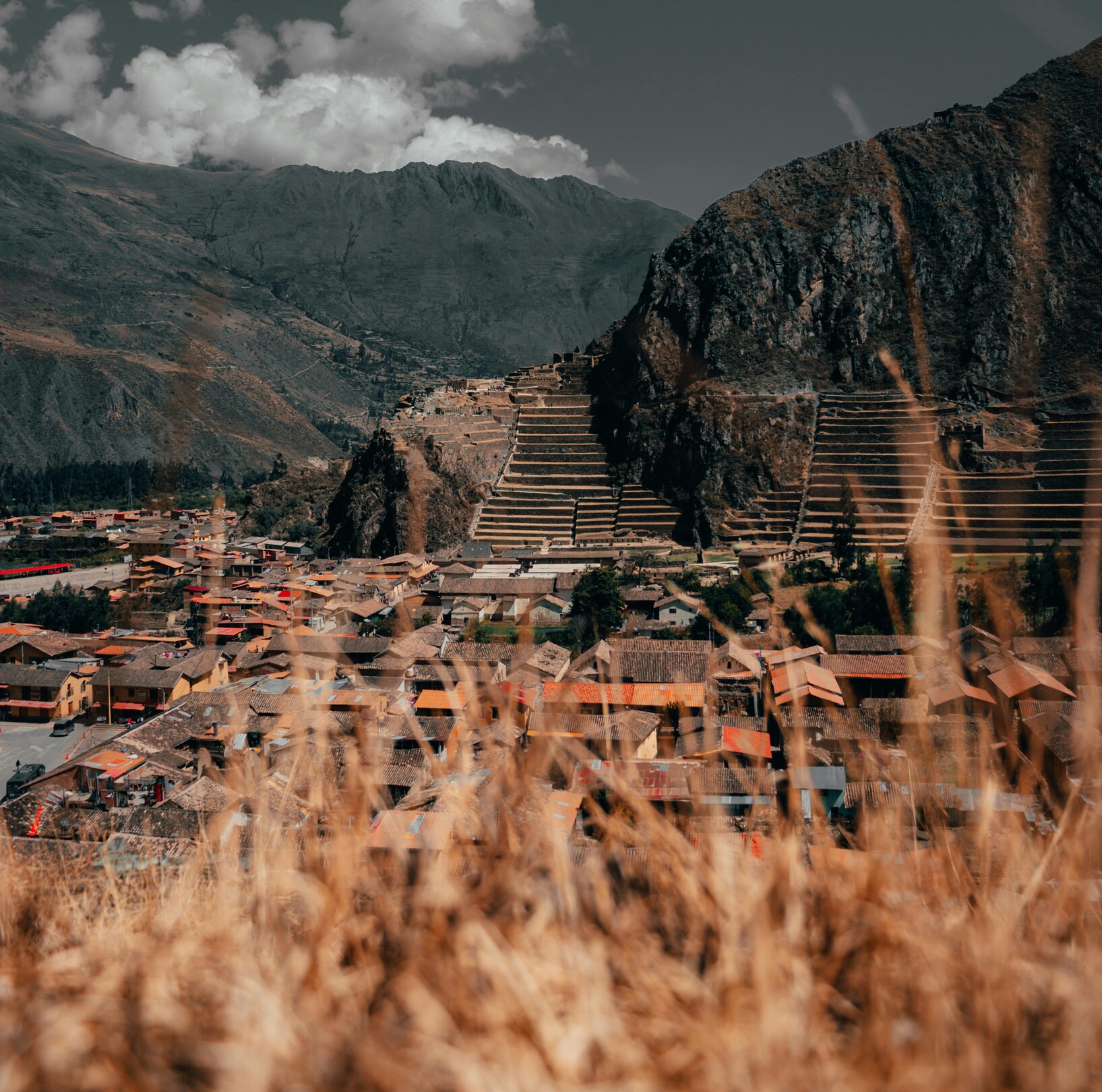 Ollantaytambo / Sacred Valley Peru view feature