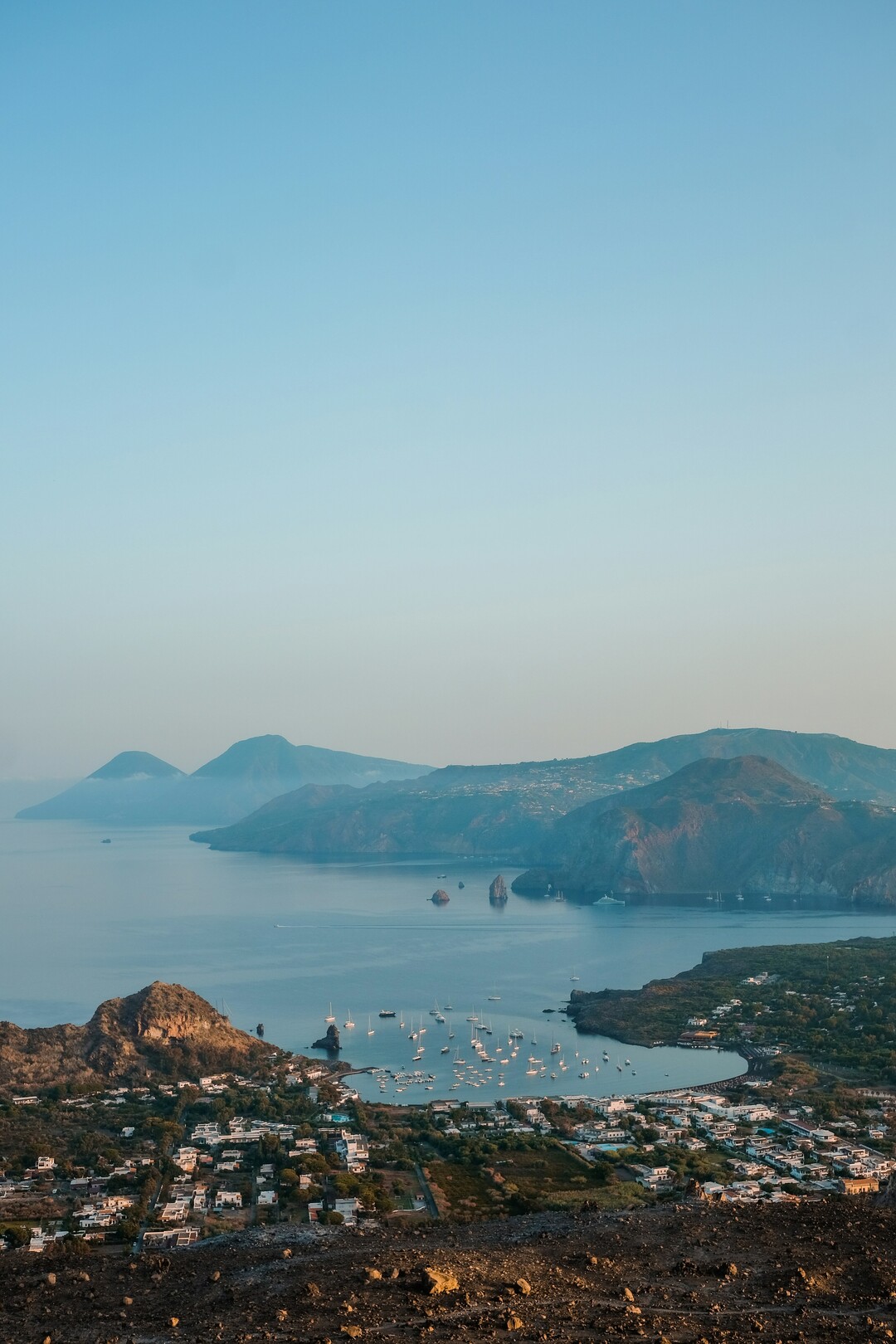 Vulcano, Lipari