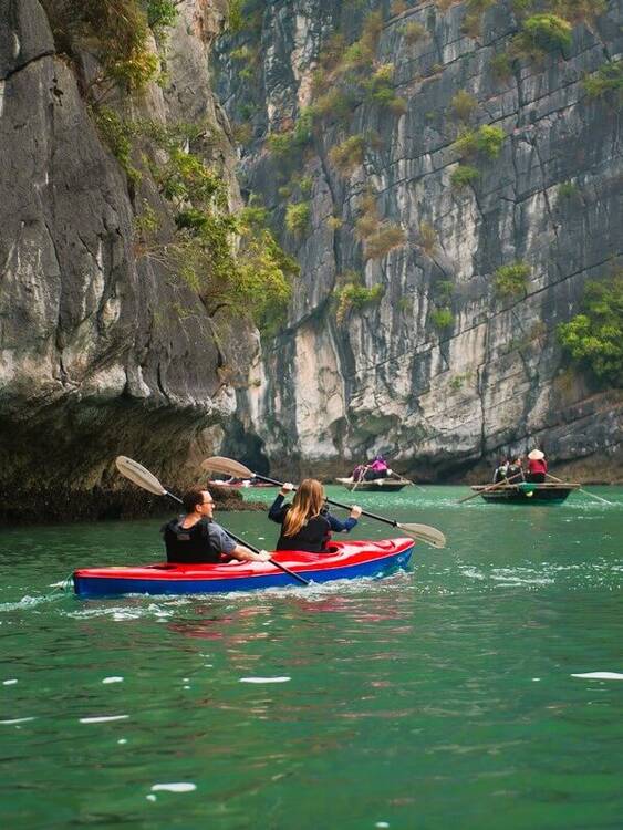 Ha Long Bay kayak