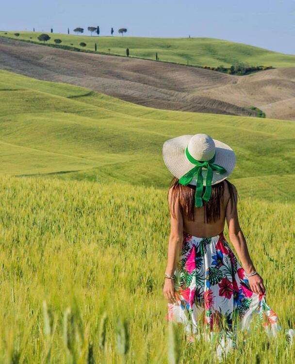 Tuscany Standing