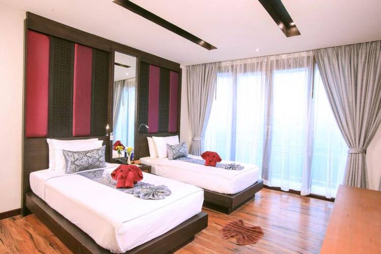 P. P. Erawan Palms Resort