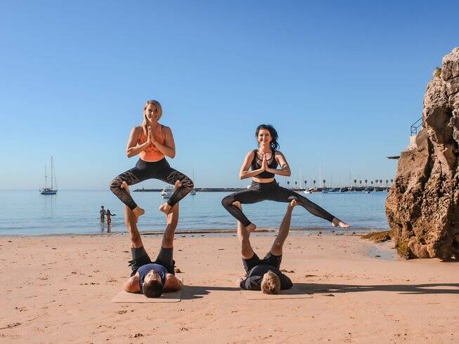 AcroYoga