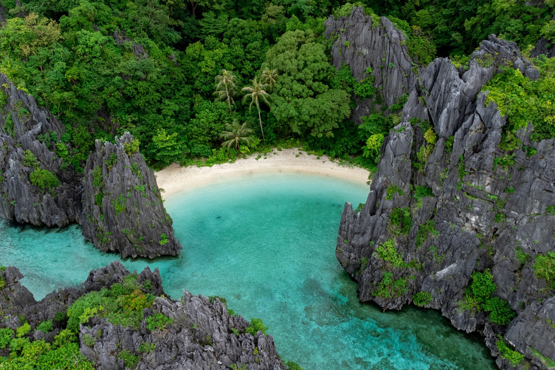 Secret Beach / Lagoon - El Nido - feature