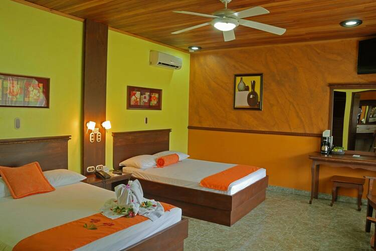 Volcano Lodge, Hotel & Thermal Experience