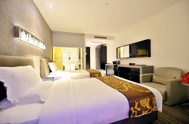 Shanghai Kingtown Plaza Hotel